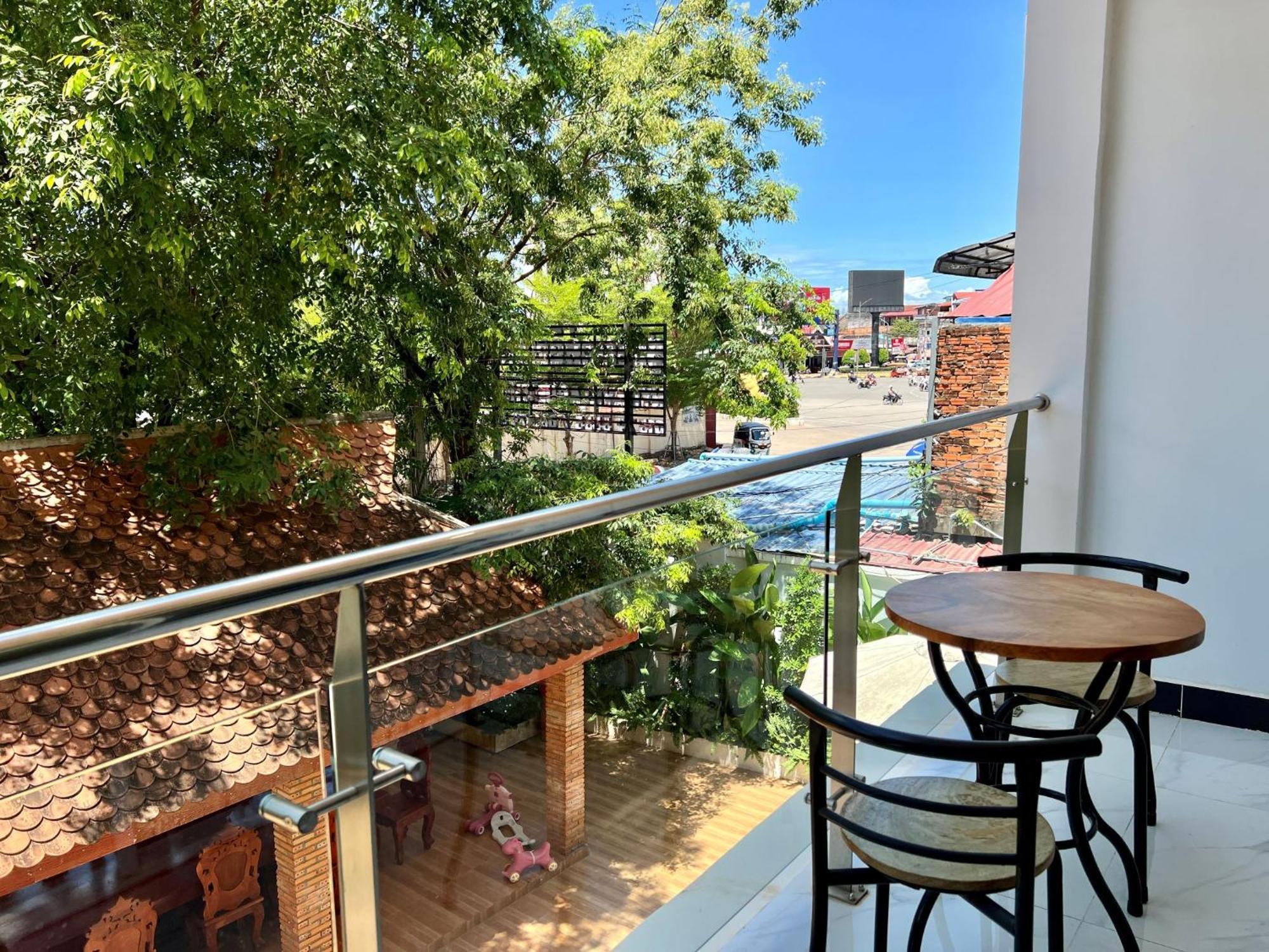 Nyna Villa Guesthouse Kampot Eksteriør billede