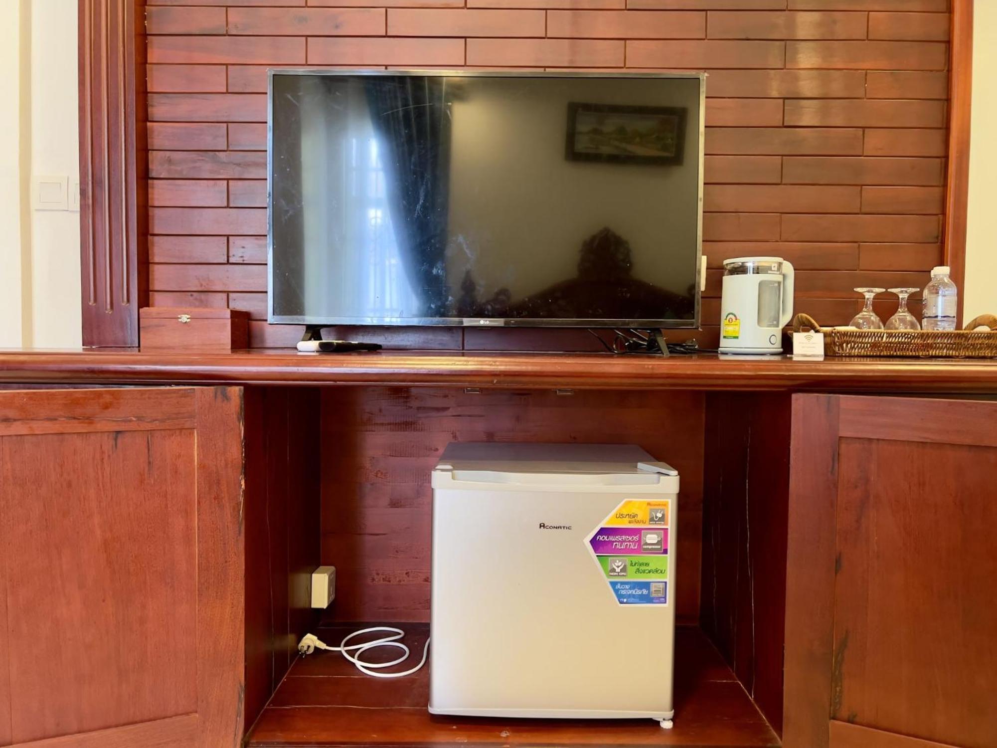 Nyna Villa Guesthouse Kampot Eksteriør billede